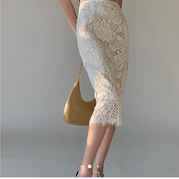 Floral Lace Pattern Full Set - Picture 5 of 8
